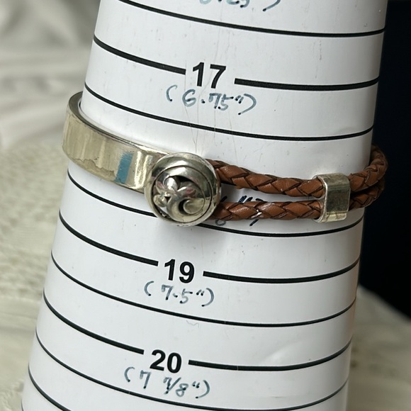 🖤Retired Brighton Demi bracelet - Picture 13 of 13